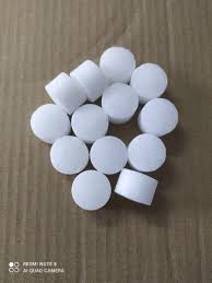 NAPHTHALENE BALLS